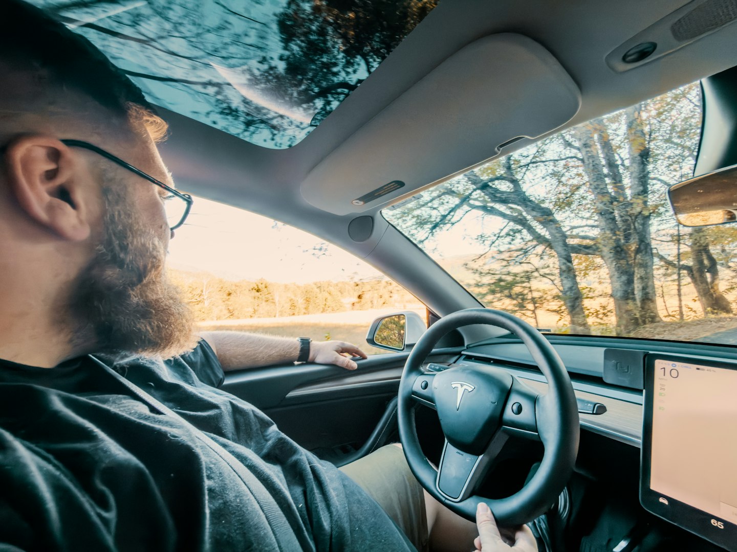 reklamsläp, reklamsläpvagn, släpvagnsreklam, mobil reklam, rörlig reklam, utomhusreklam, annonsering utomhus, reklam längs väg, vägannonsering, hyra reklamsläp, annonsera på släpvagn, reklam på släp, mobil utomhusreklam för företag, effektiv utomhusannonsering, lokal annonsering utomhus, synas längs trafikleder, reklam vid köpcentrum, exponering längs motorväg, rikstäckande utomhusreklam, lokal reklam i Sverige, reklam i flera städer, annonsering längs E4 / E6 / E18, reklam i högtrafikerade områden, synlighet där människor passerar, öka varumärkeskännedom, maximal synlighet, lång exponeringstid, upprepade intryck, bred räckvidd, kostnadseffektiv reklam, alternativ till digital annonsering